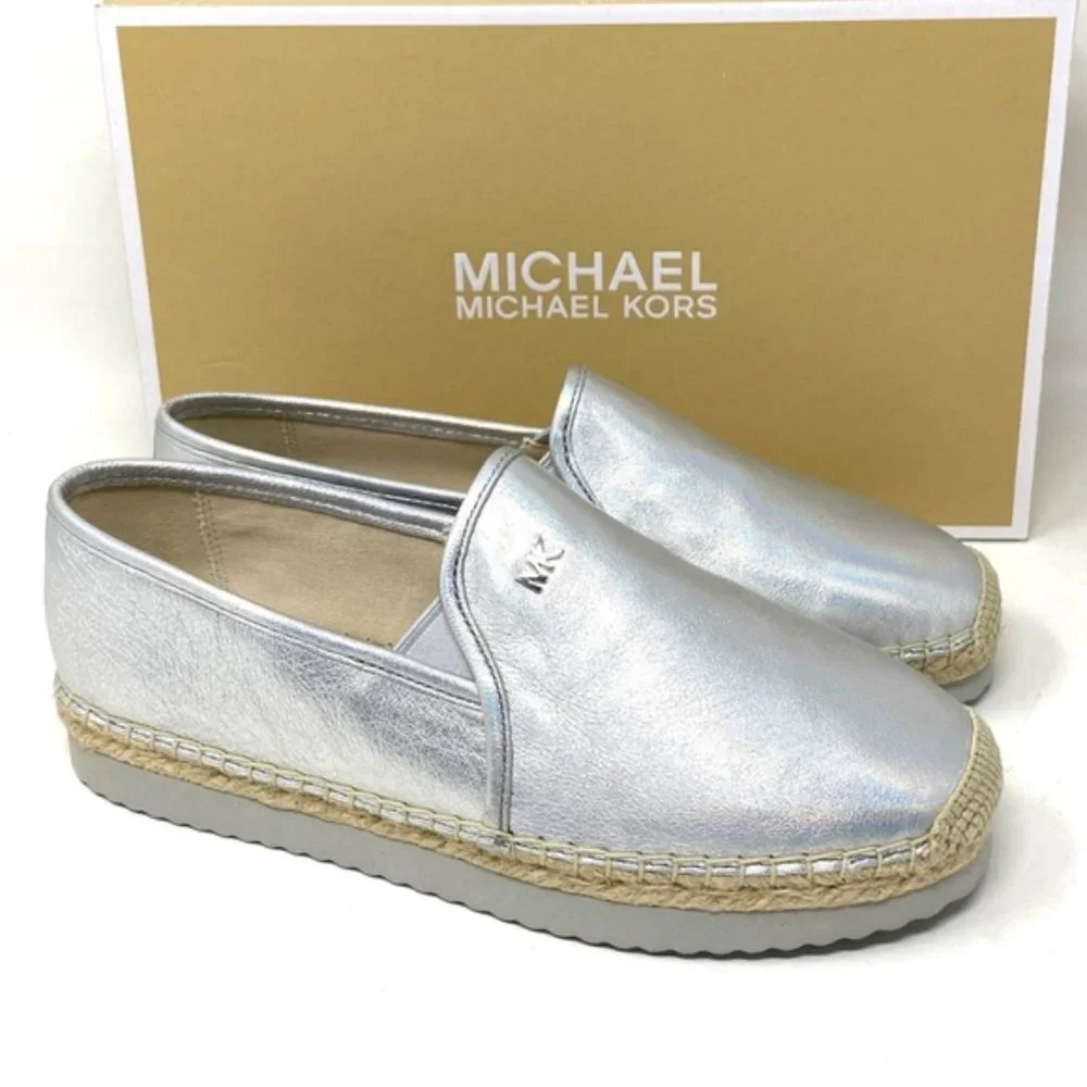 💖MEGA SALE💖🌿 NWT Michael Kors Hastings Slip On  7 Metallic Silver 40R8HTFP2M